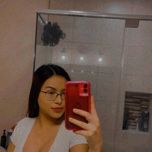 Meet your Posher, Diana